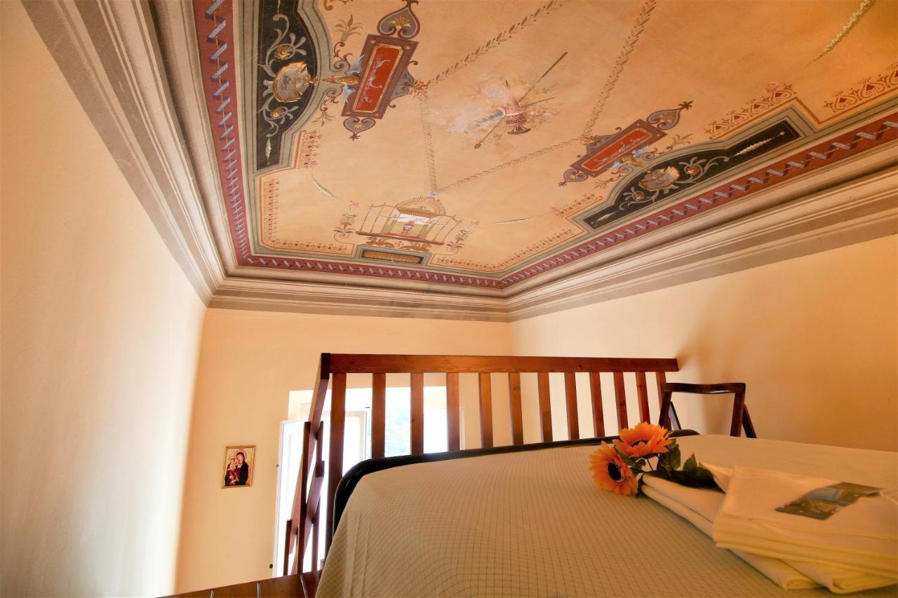 Villa Teresa Porto Azzurro Exteriér fotografie