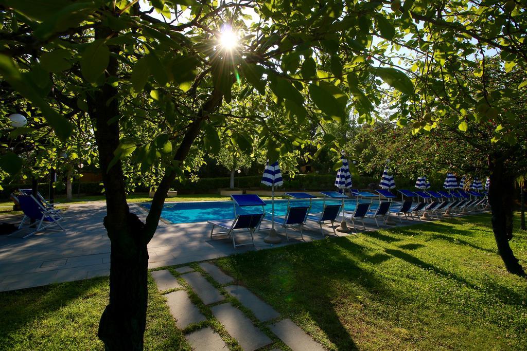 Villa Teresa Porto Azzurro Exteriér fotografie